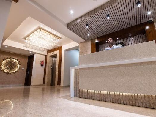 Hotel Emerald Inn โบปาล ภายนอก รูปภาพ